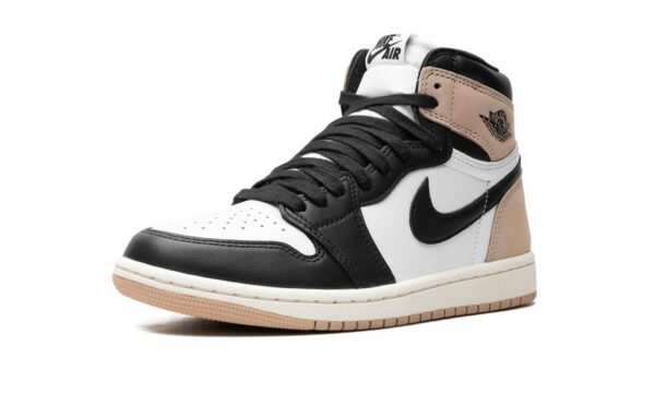 jordan air jordan 1 high og wmns latte 23792693 49164921 2048.jpg