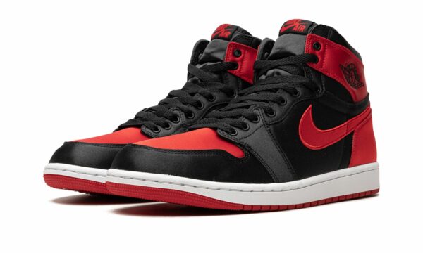 jordan air jordan 1 high og wmns satin bred 20609219 47407611 2048.jpg