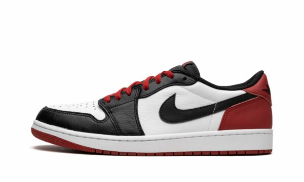 jordan air jordan 1 low og black toe 2023 20087984 45683351 2048.jpg