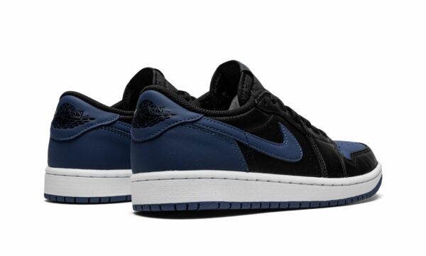 jordan air jordan 1 low og mystic navy 18594615 45870805 2048.jpg