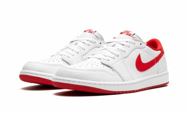 jordan air jordan 1 low og university red 21883623 47538922 2048.jpg