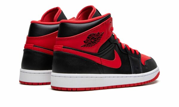 jordan air jordan 1 mid alternate bred 19672622 43928288 2048.jpg