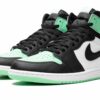 jordan air jordan 1 retro high og green glow 22538513 48932551 2048.jpg