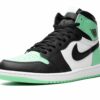 jordan air jordan 1 retro high og green glow 22538513 48932552 2048.jpg