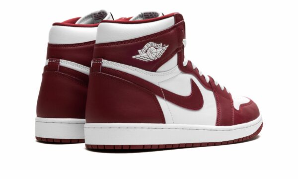 jordan air jordan 1 retro high og team red 23356205 48992012 2048.jpg