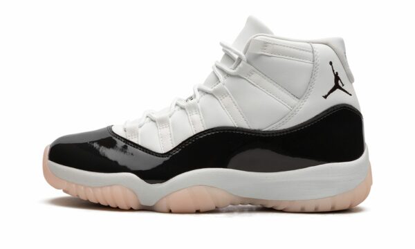 jordan air jordan 11 wmns neapolitan 20609190 47682235 2048.jpg