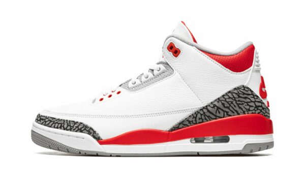 jordan air jordan 3 retro fire red 2022 18697959 45628762 2048.jpg