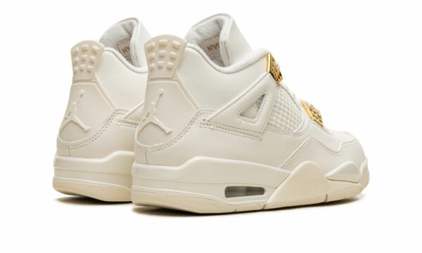 jordan air jordan 4 wmns sail 23053658 48924901 2048.jpg