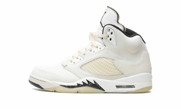 jordan air jordan 5 retro sail 23645170 49084827 2048.jpg