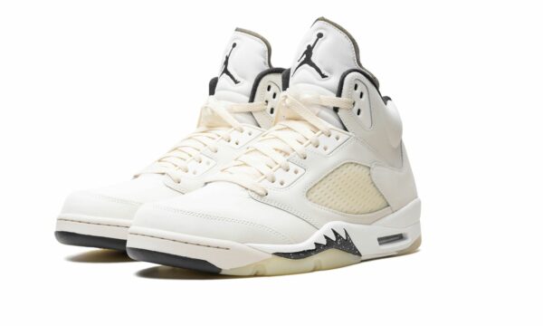 jordan air jordan 5 retro sail 23645170 49084832 2048.jpg