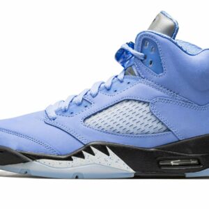 jordan air jordan 5 retro se unc 19517470 44649745 2048.jpg