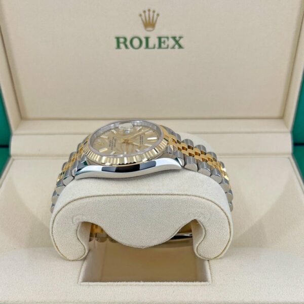 rolex datejust 41mm yellow gold steel golden palm motif dial fluted bezel jubilee bracelet 126233 replica c6uny.jpg