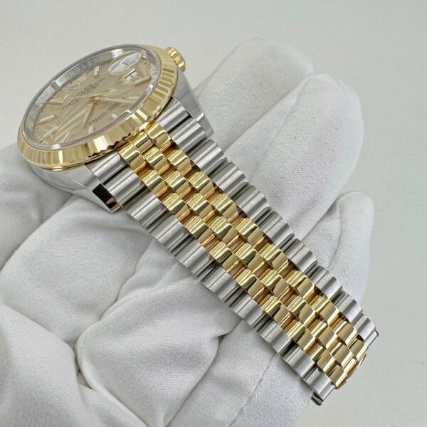 rolex datejust 41mm yellow gold steel golden palm motif dial fluted bezel jubilee bracelet 126233 replica waldk.jpg