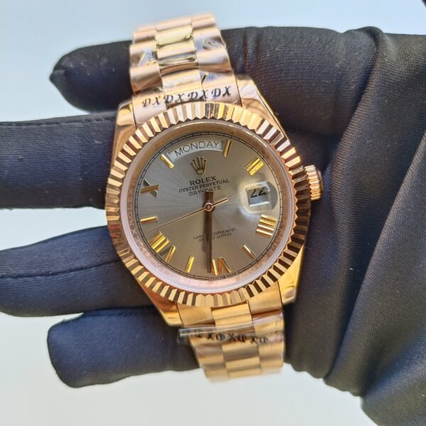 rolex day date 40 everose gold sundust watch replica c54ct.jpg