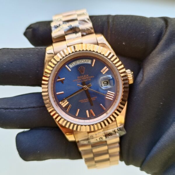 rolex day date 41mm president rose gold fluted bezel blue roman dial mens watch replica n40h2.jpg