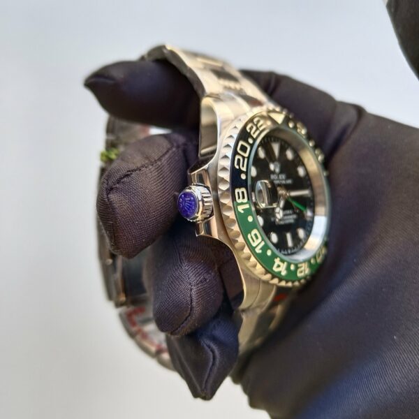 rolex gmt master ii stainless steel black dial greenblack ceramic bezel oyster bracelet 126720vtnr replica w2hxo.jpg