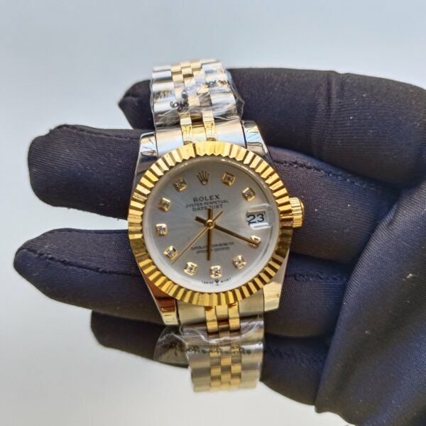 rolex lady datejust 31mm two tone silver dial diamond oyster perpetual watch replica yej9n.jpg