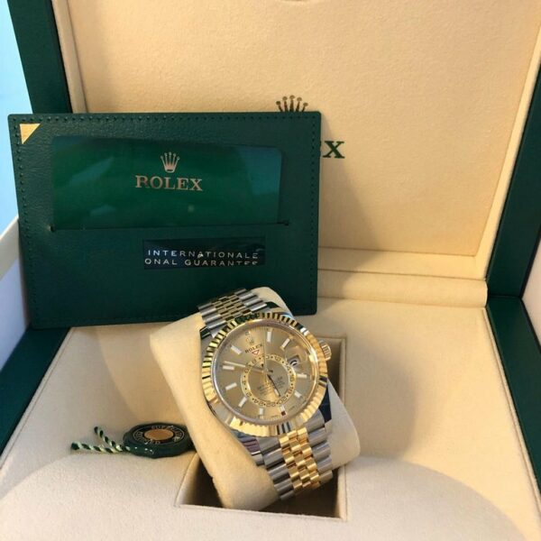 rolex sky dweller champagne dial 42mm yellow gold bezel two tone jubilee mens watch 326933 replica 15zsq.jpg