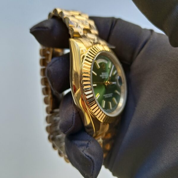 rolex yellow gold day date 41mm watch fluted bezel green index dial president bracelet replica 8ejuh.jpg